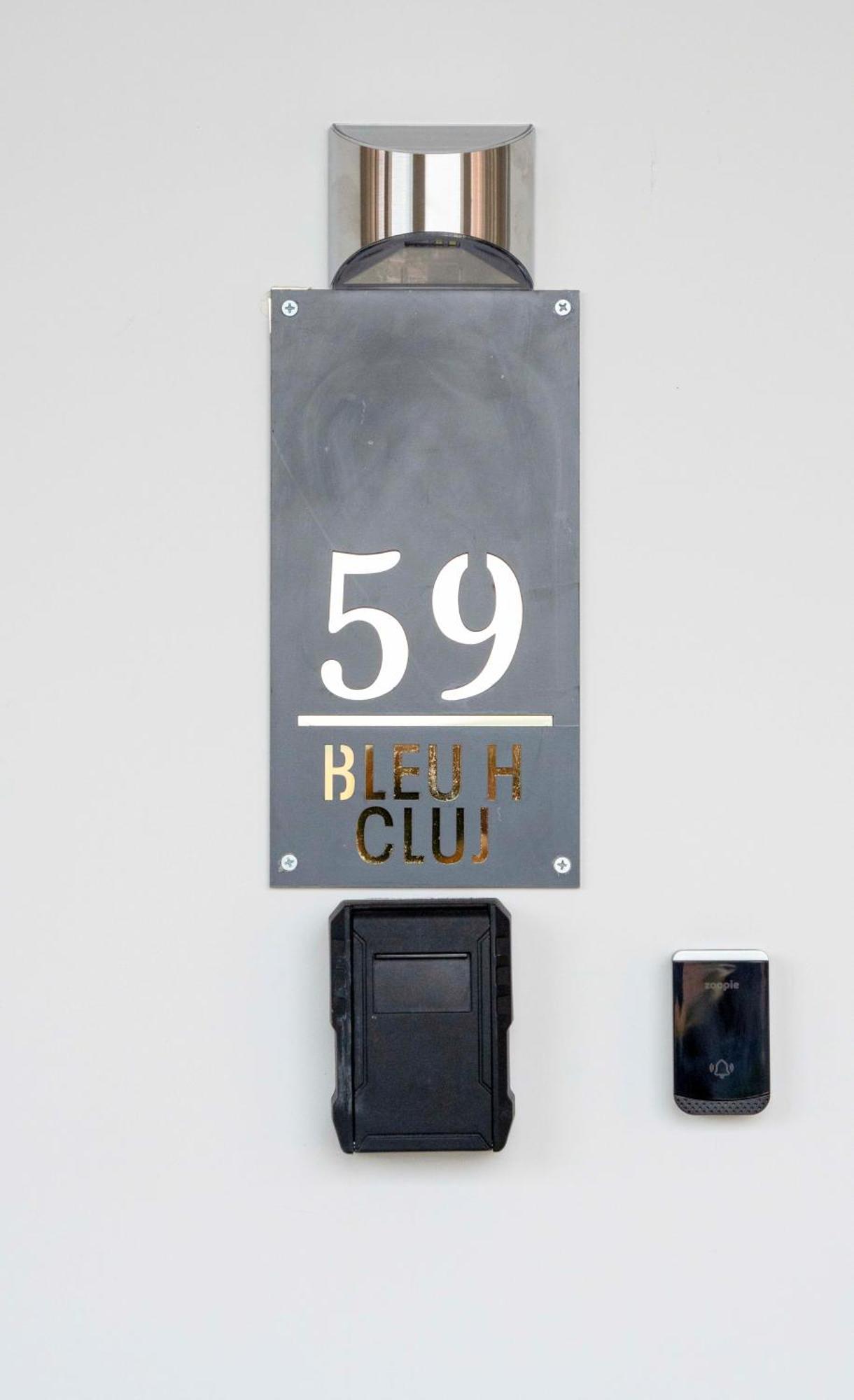 59 Bleu H Apartment คลูจ-นาโปกา ภายนอก รูปภาพ