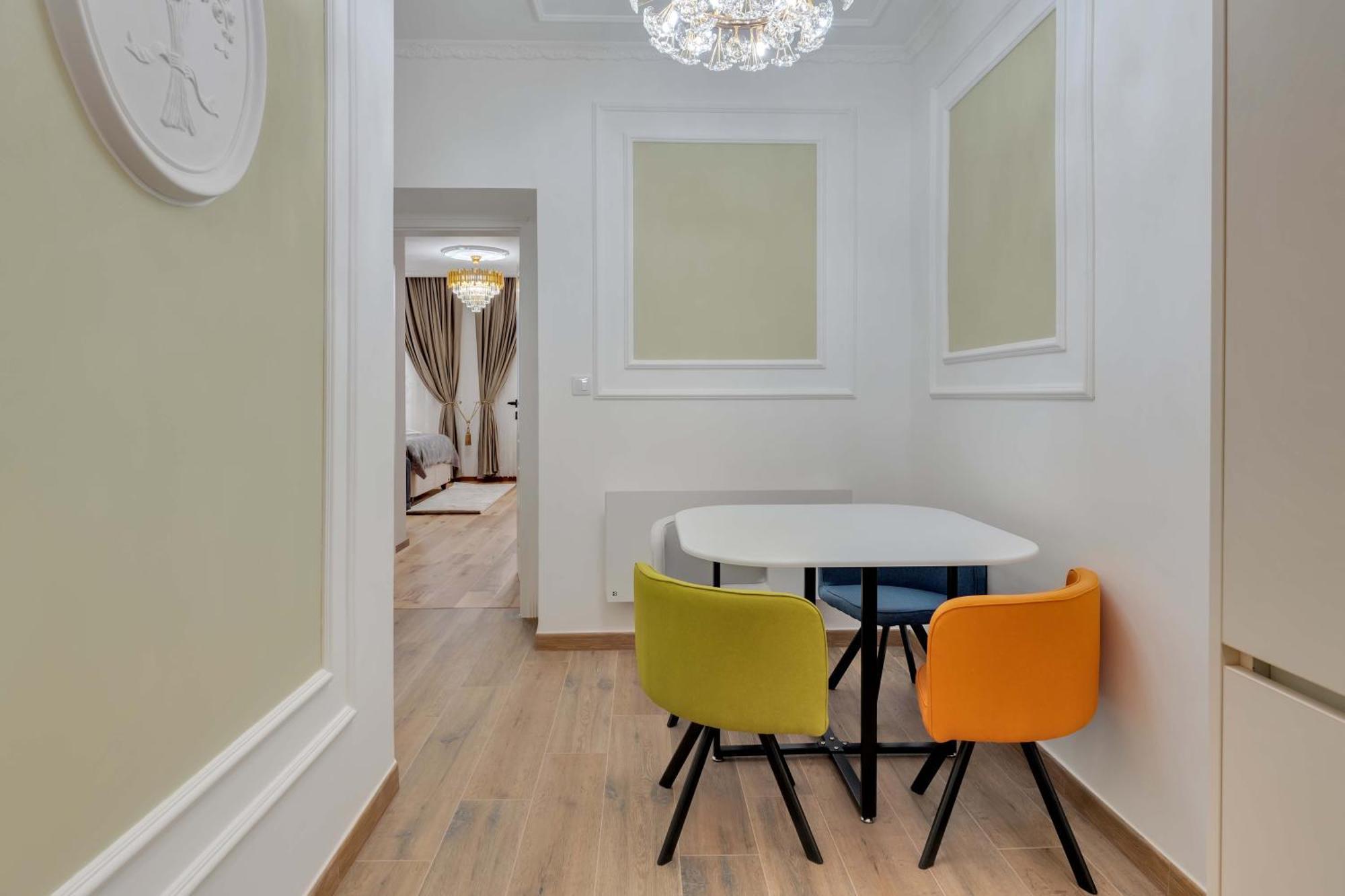 59 Bleu H Apartment คลูจ-นาโปกา ภายนอก รูปภาพ