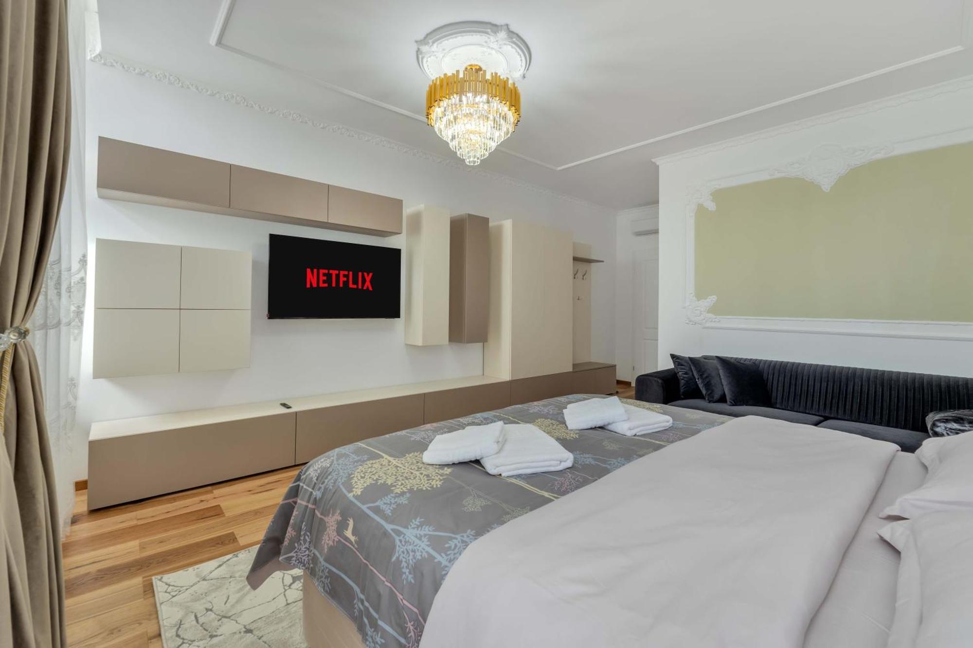 59 Bleu H Apartment คลูจ-นาโปกา ภายนอก รูปภาพ